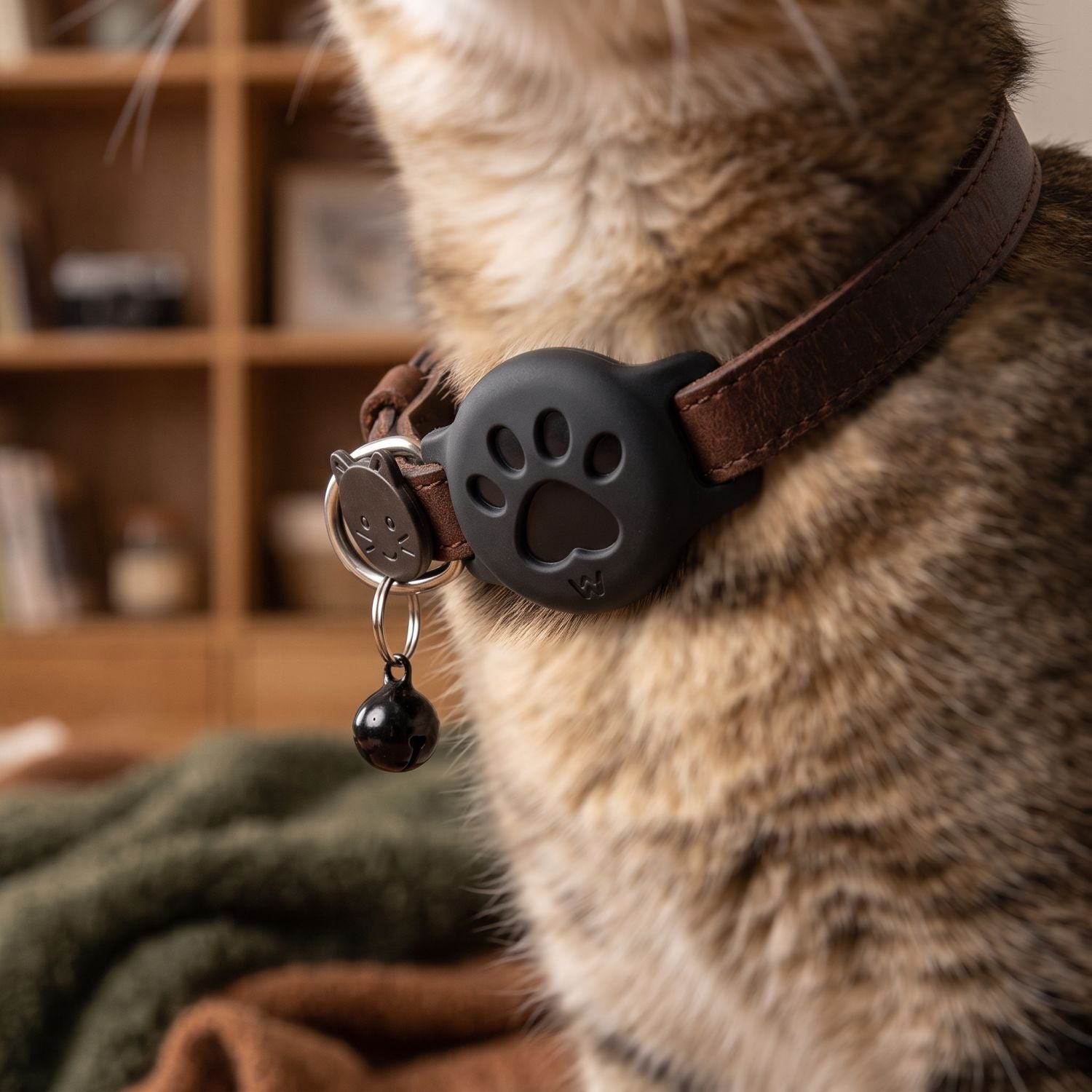 Comfortable adjustable MEOWTIK cat collar